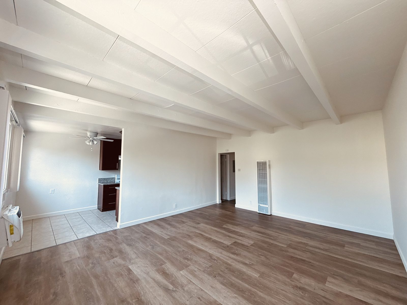 14929 VANOWEN ST Apt. 12 interior